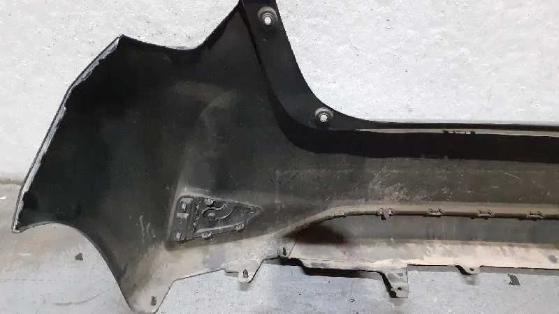 Paragolpes Trasero para Toyota Yaris