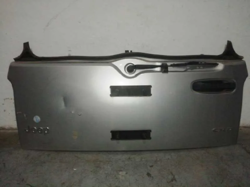 Porton Trasero para Chrysler Jeep Cherokee (Kj)
