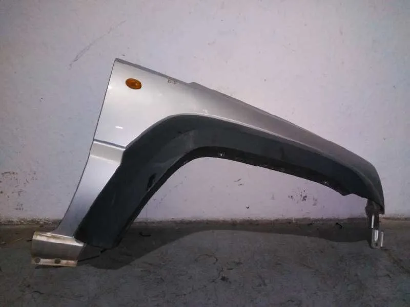 Aleta Delantera Derecha para Chrysler Jeep Cherokee (Kj)