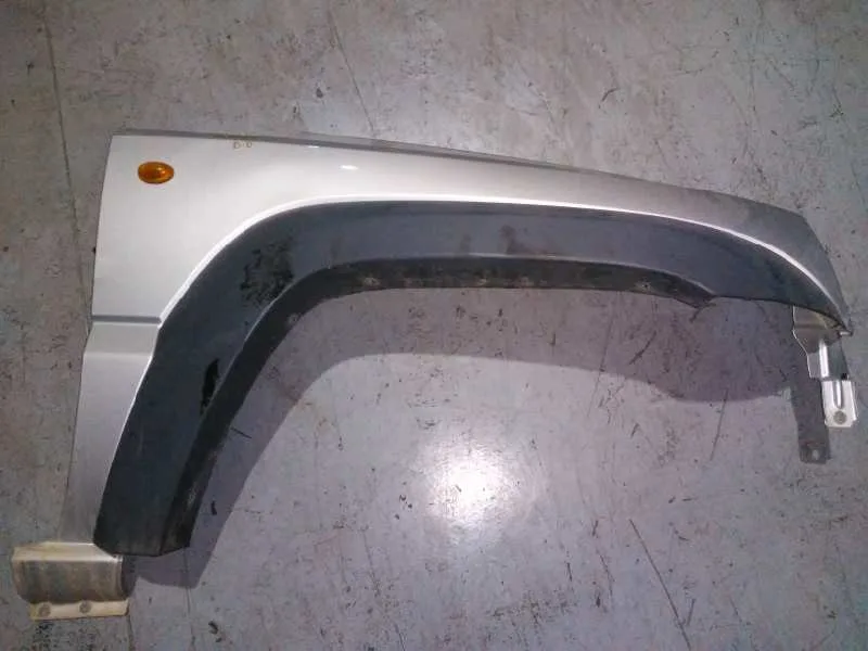 Aleta Delantera Derecha para Chrysler Jeep Cherokee (Kj)