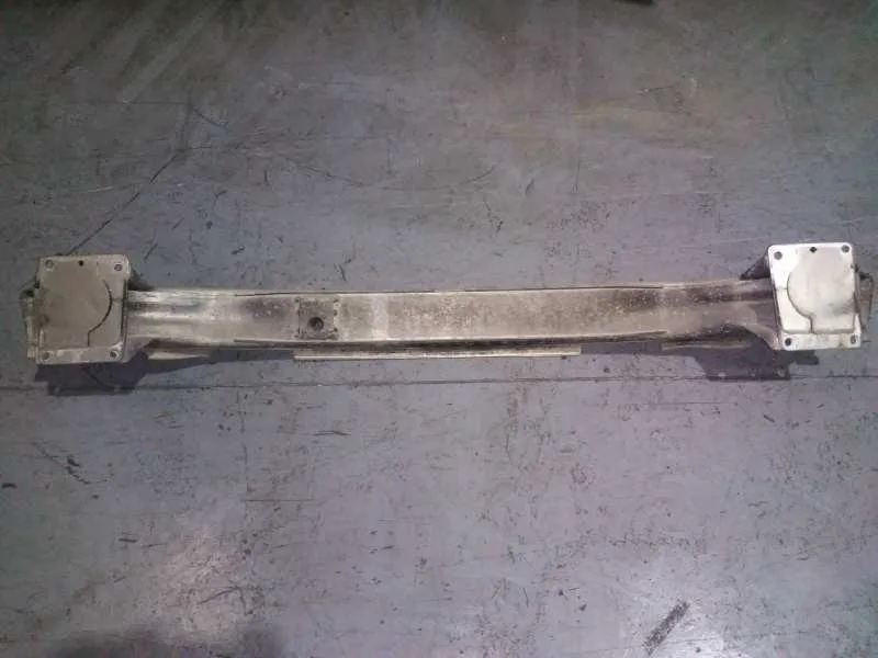 Refuerzo Paragolpes Trasero para Audi A8 (4E2)