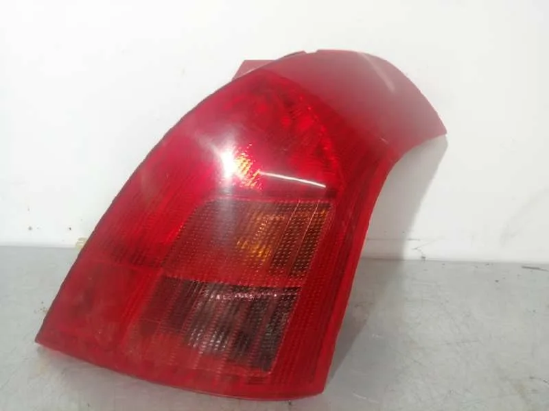 Piloto Trasero Derecho para Suzuki Swift Berlina (Mz)