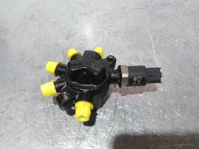 Rampa Inyectora para Ford Focus Berlina (Cak)