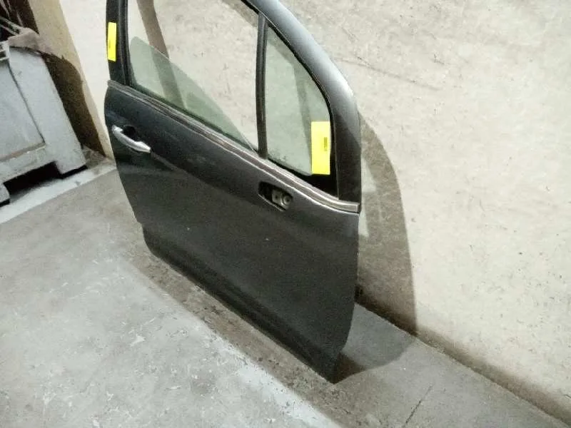 Puerta Delantera Derecha para Citroën C3