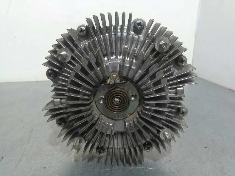Maza Embrague Viscoso para Nissan Cabstar ->09.06
