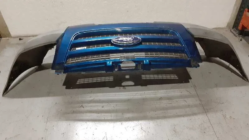 Paragolpes Delantero para Ford Transit Caja Cerrada '06