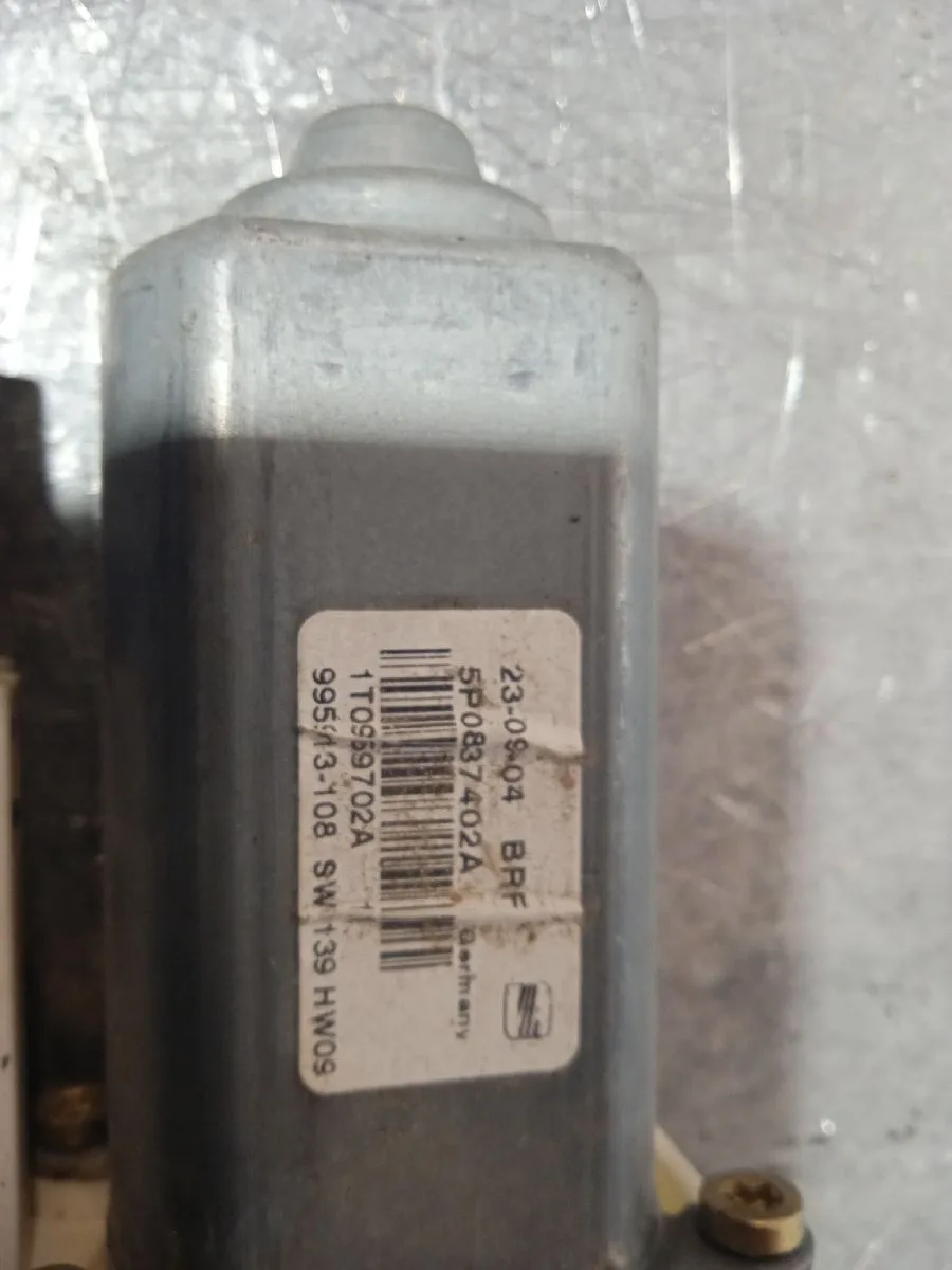 Motor Elevalunas Delantero Derecho para Seat Toledo (5P2)