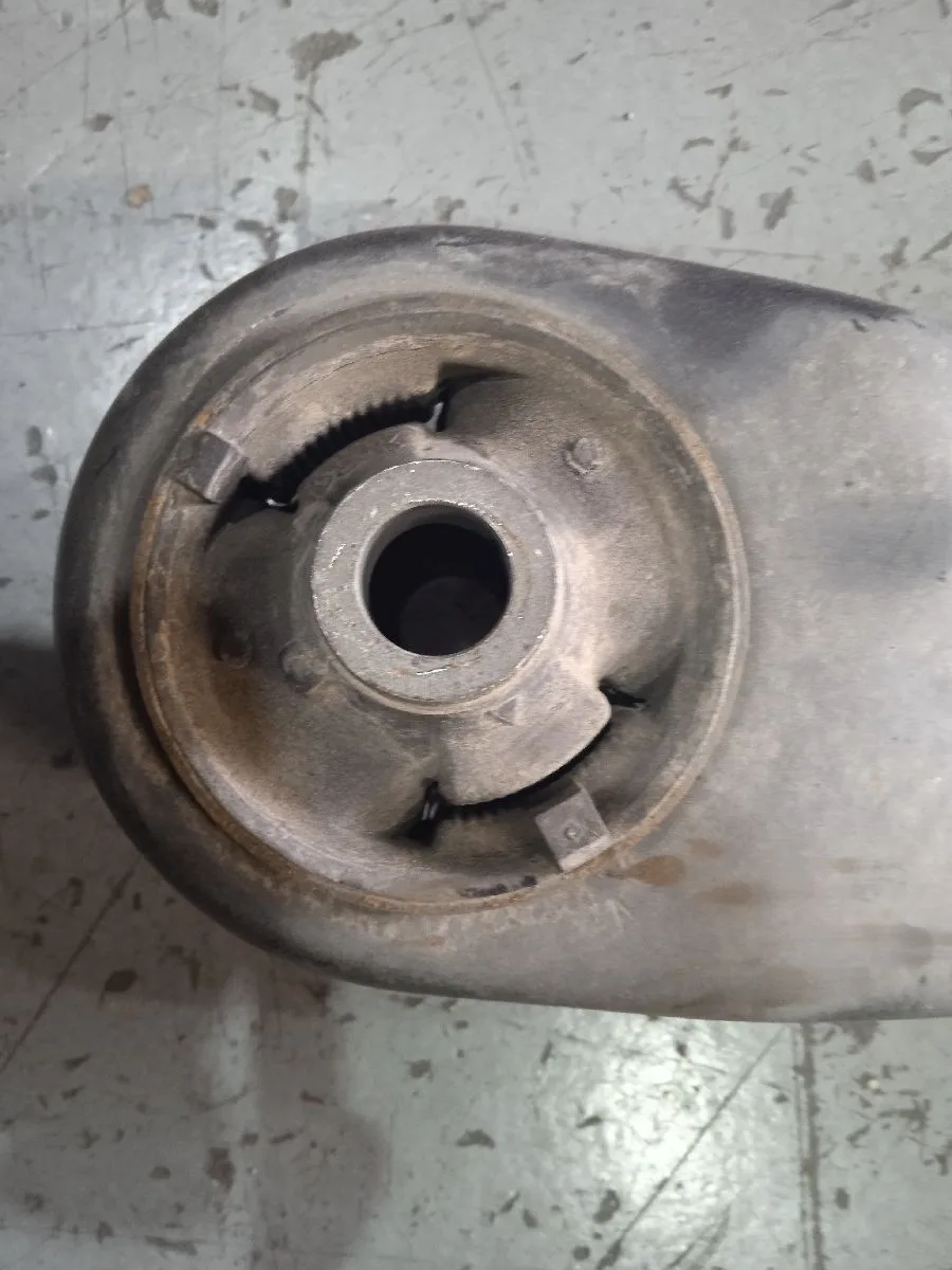 Brazo Suspension Inferior Delantero Derecho para Toyota Auris