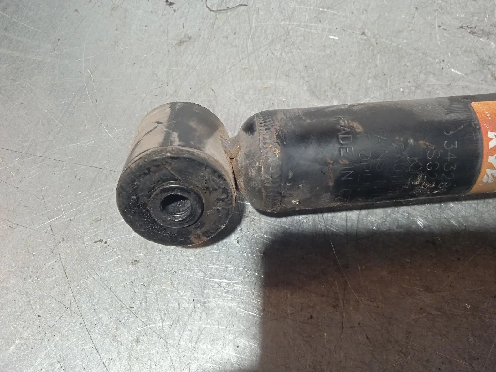 Amortiguador Trasero Derecho para Skoda Superb (3U4)