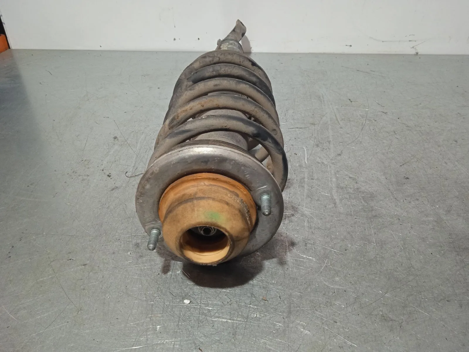 Amortiguador Delantero Derecho para Skoda Superb (3U4)