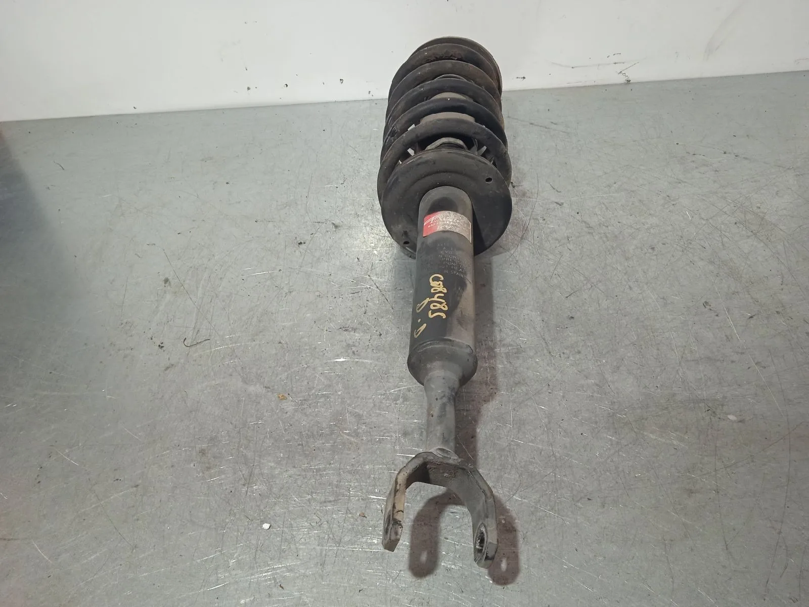 Amortiguador Delantero Derecho para Skoda Superb (3U4)