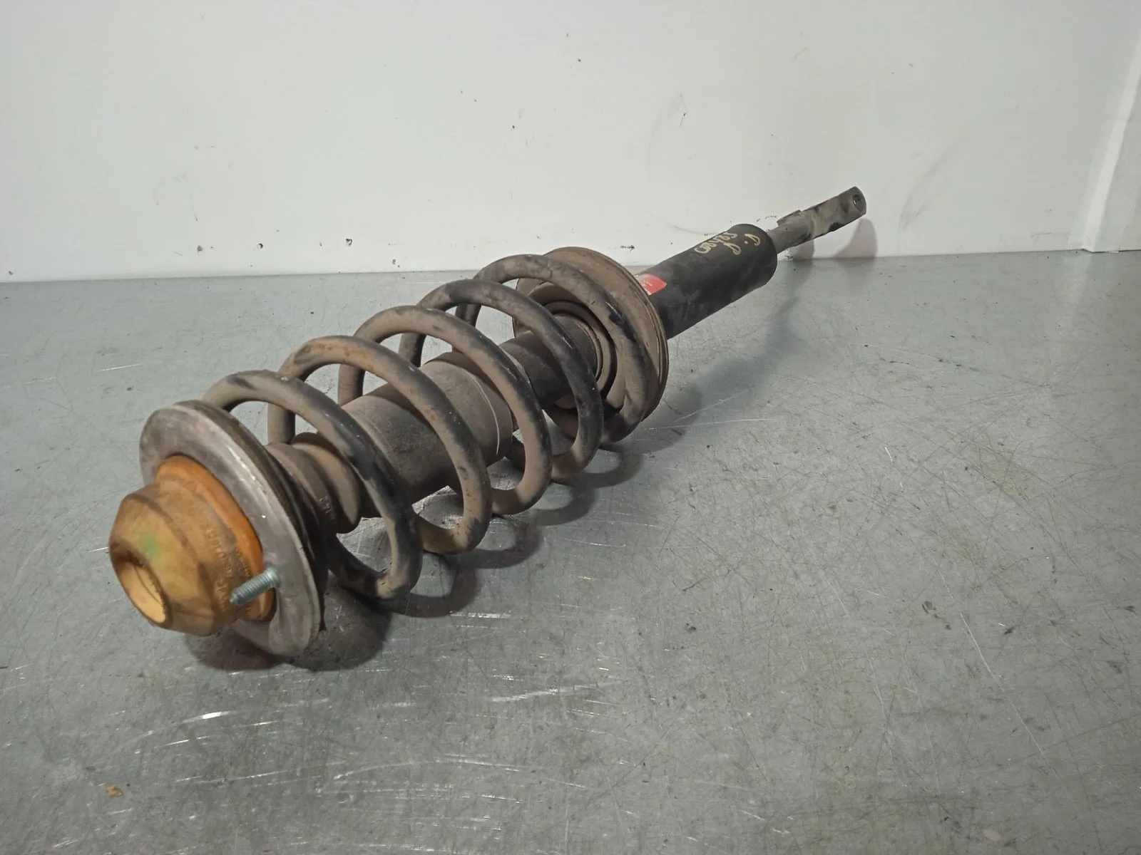 Amortiguador Delantero Derecho para Skoda Superb (3U4)
