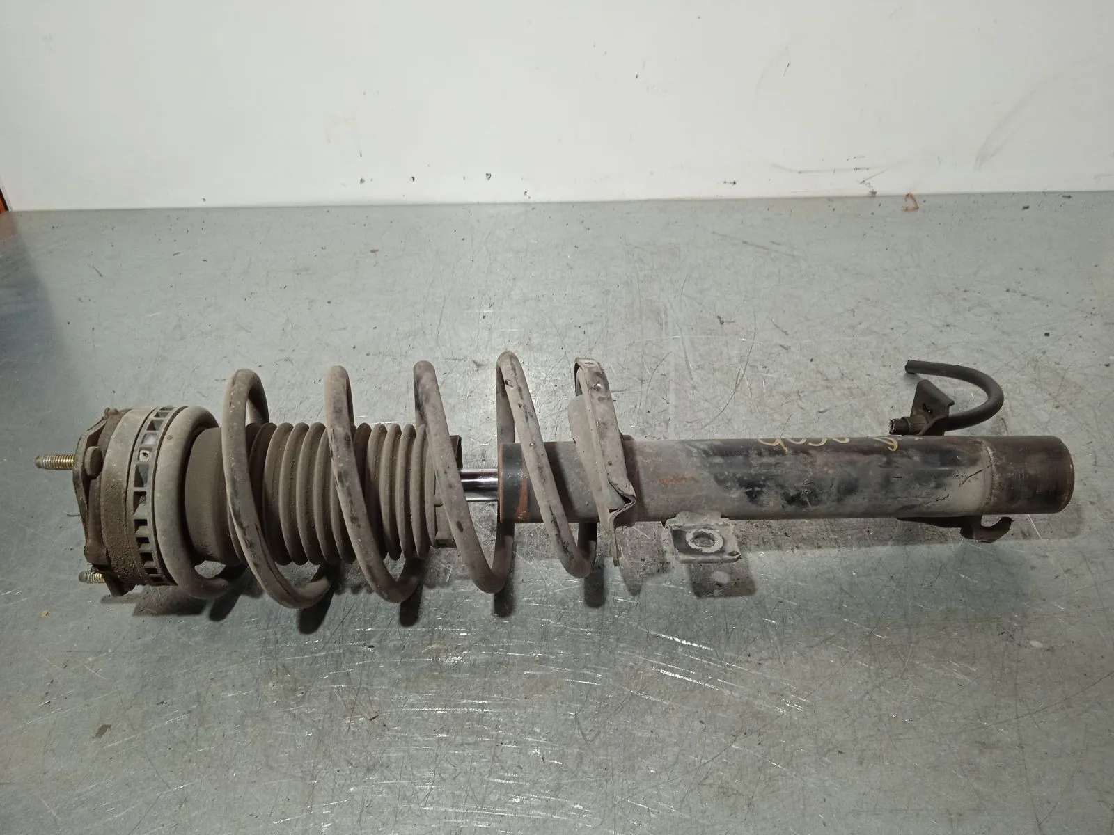 Amortiguador Delantero Derecho para Mazda 2 Berlina (Dy)