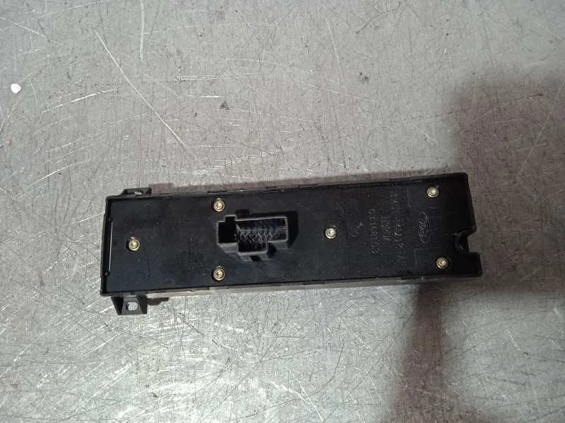 Mando Elevalunas Delantero Izquierdo para Ford Focus C-Max (Cap)