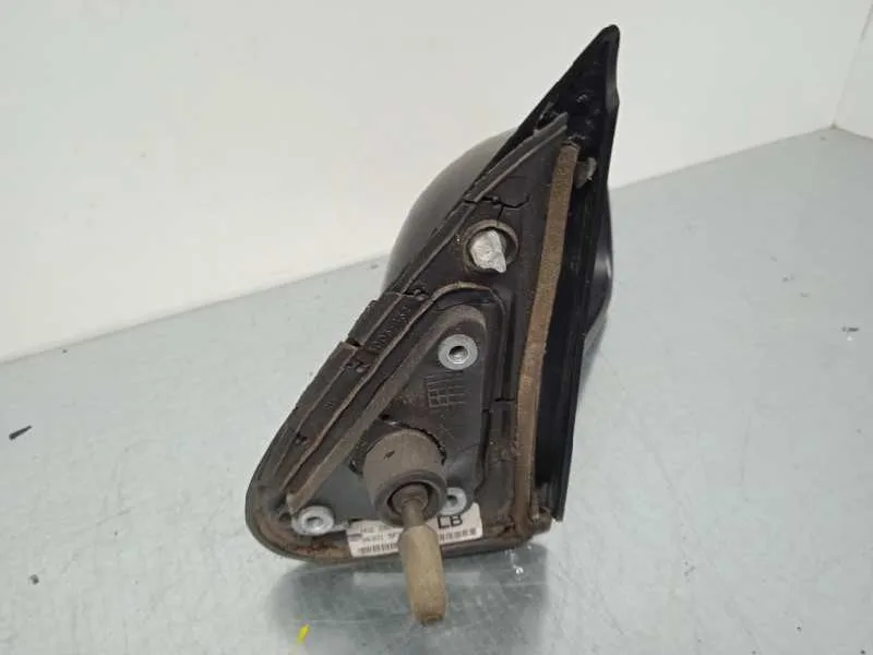 Retrovisor Derecho para Nissan Micra (K11)