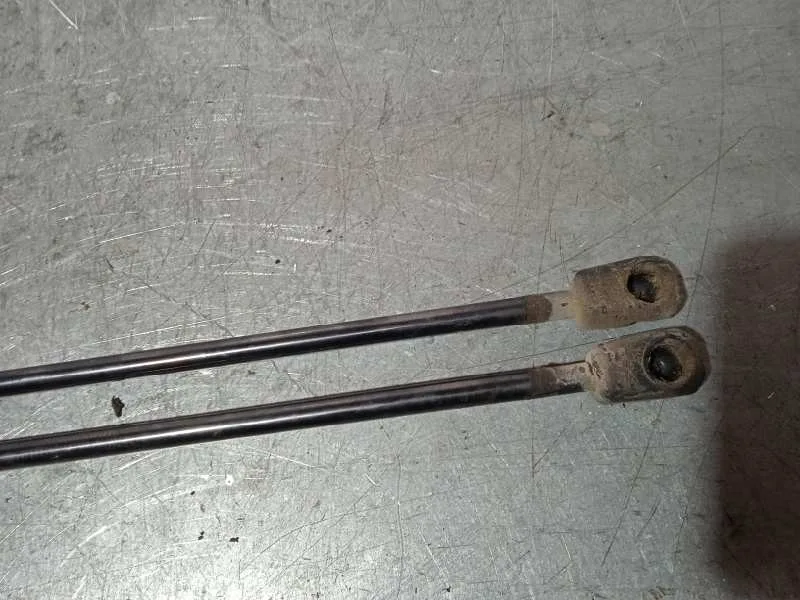 Amortiguadores Maletero / Porton para Audi A1 Sportback (8Xa)