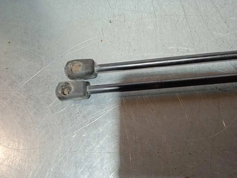 Amortiguadores Maletero / Porton para Opel Insignia Berlina