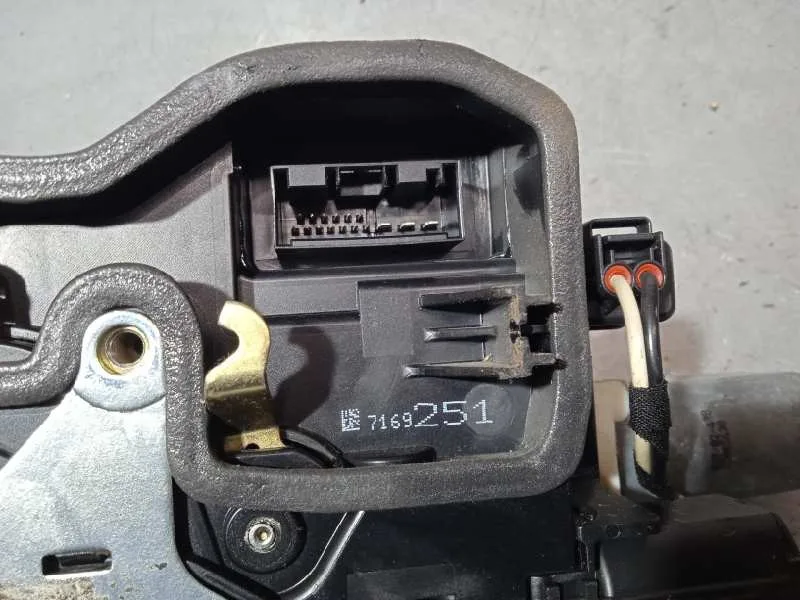 Cerradura Puerta Trasera Izquierda para Bmw Serie 7 (E65/E66)