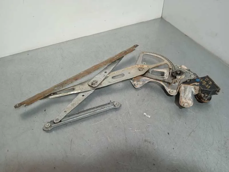 Elevalunas Delantero Izquierdo para Toyota Rav 4 (A3)