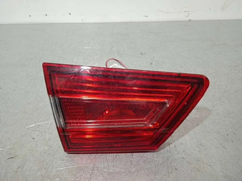 Piloto Trasero Izquierdo Interior para Renault Clio Iv