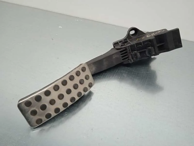 Potenciometro Pedal para Mercedes-Benz Clase Cla (W117)