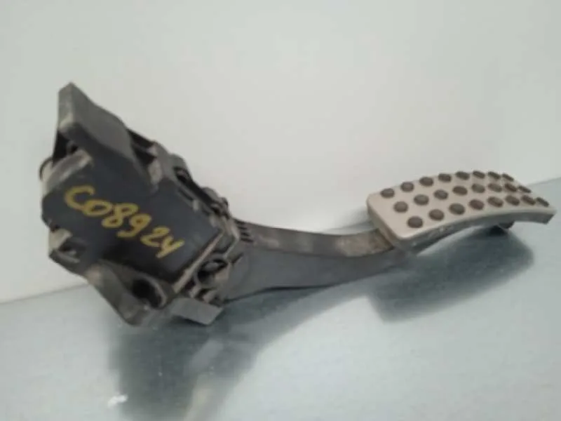 Potenciometro Pedal para Mercedes-Benz Clase Cla (W117)