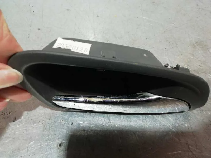 Maneta Interior Delantera Derecha para Chevrolet Cruze