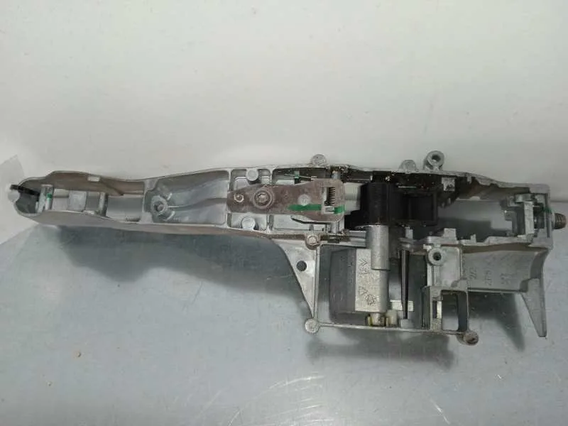 Maneta Exterior Delantera Izquierda para Peugeot 207 Cc