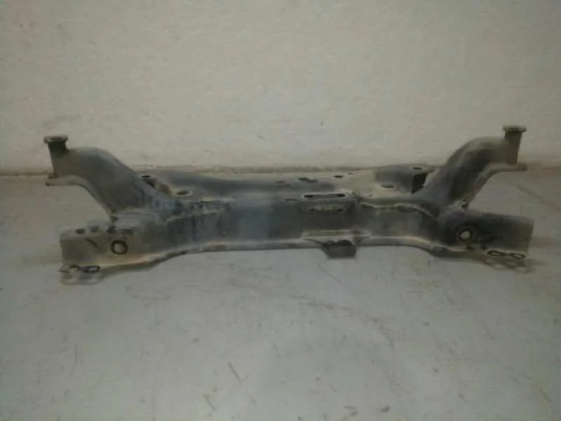 Puente Delantero para Toyota Prius (Nhw30)