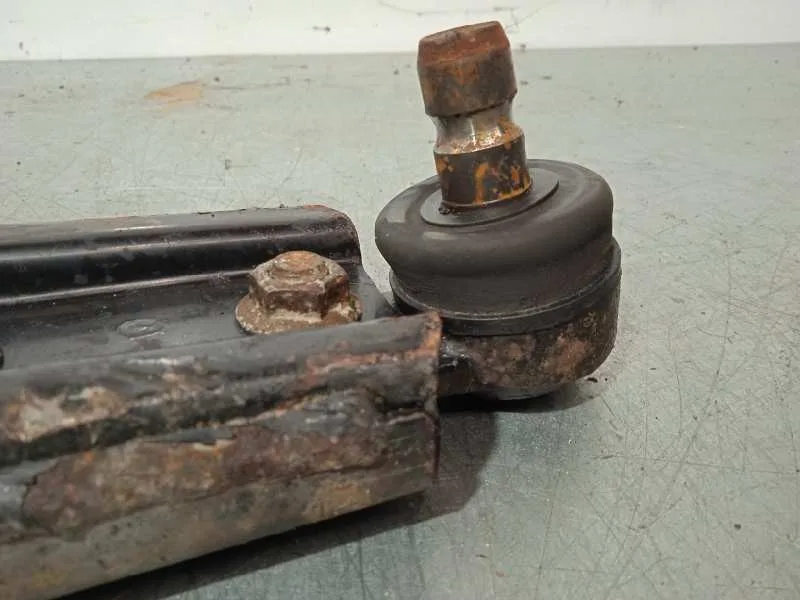 Brazo Suspension Inferior Delantero Izquierdo para Kia Carens