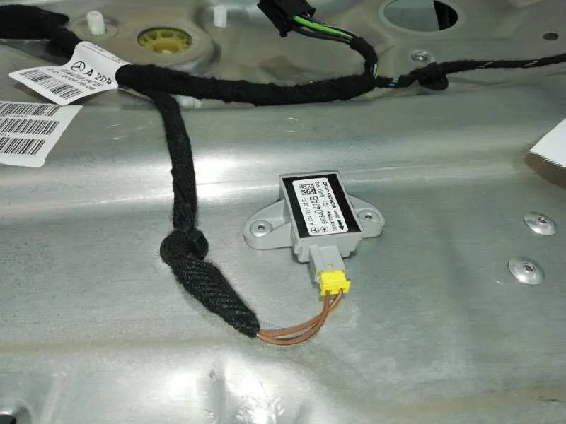 Elevalunas Delantero Derecho para Mercedes-Benz Clase C (W204) Familiar