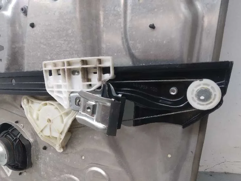 Elevalunas Trasero Derecho para Mercedes-Benz Clase C (W204) Familiar