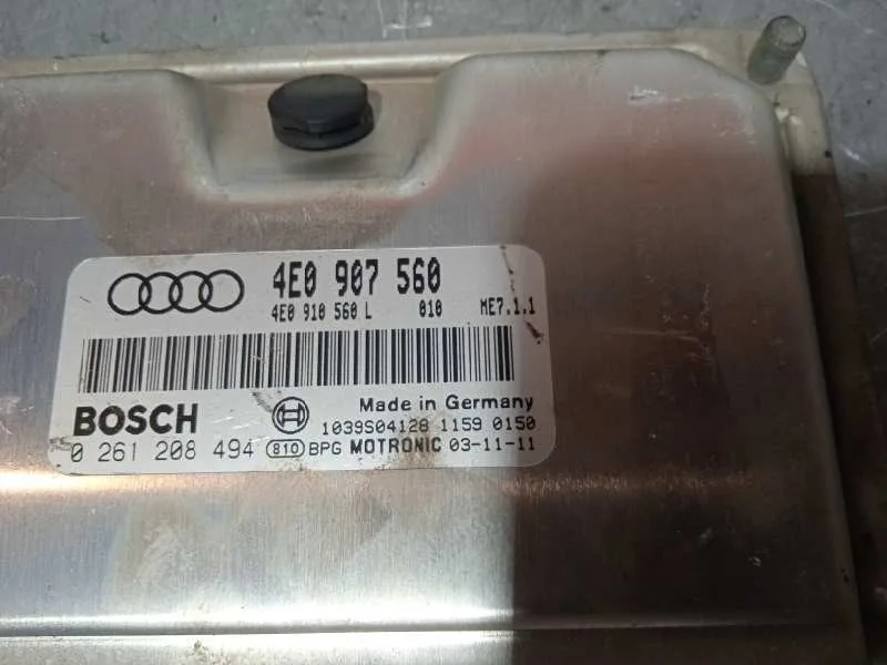 Centralita Motor Uce para Audi A8 (4E2)