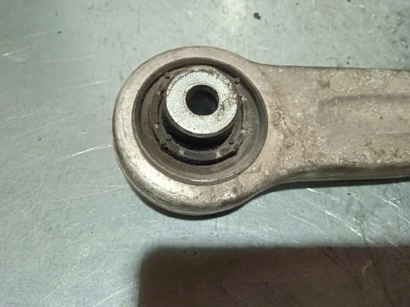 Brazo Suspension Inferior Delantero Izquierdo para Audi A8 (4E2)