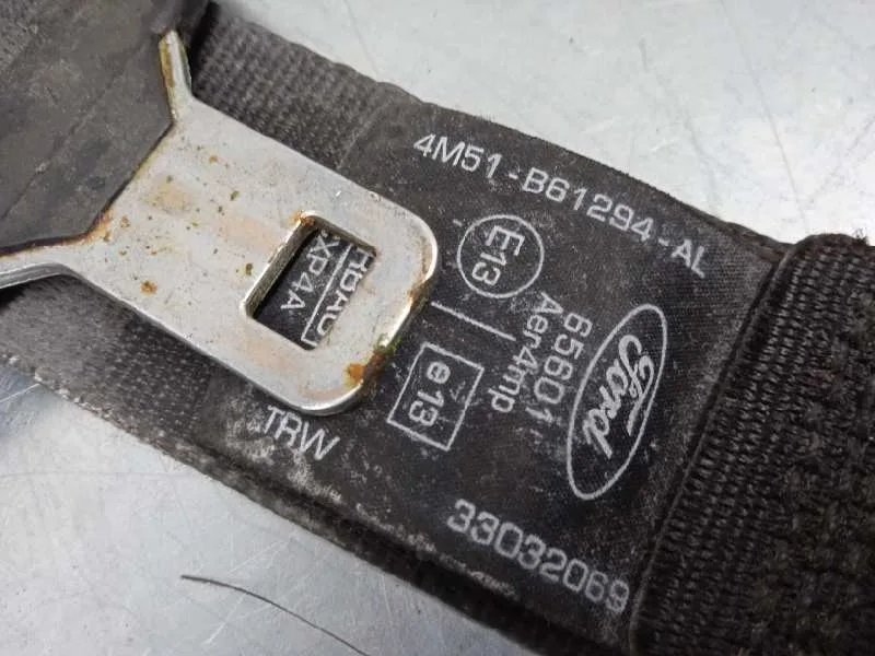 Cinturon Seguridad Delantero Izquierdo para Ford Focus Berlina (Cap)