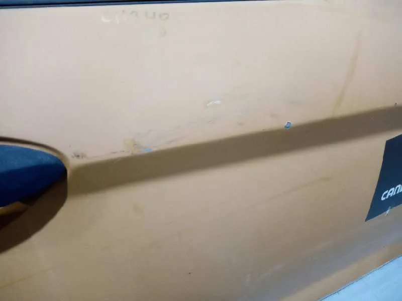 Puerta Delantera Derecha para Ford Fiesta (Cb1)