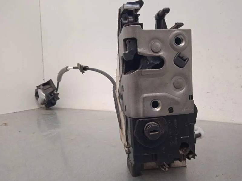 Cerradura Puerta Delantera Derecha para Peugeot 2008 (--.2013->)