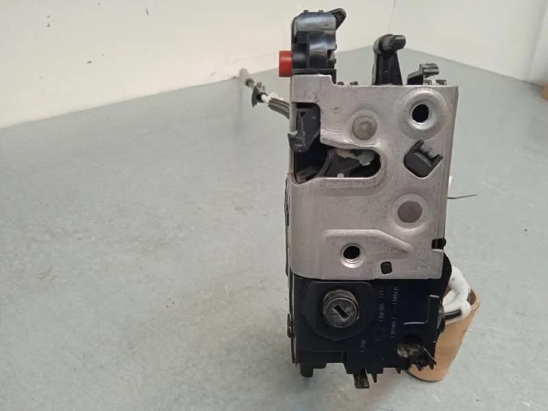 Cerradura Puerta Trasera Derecha para Peugeot 2008 (--.2013->)