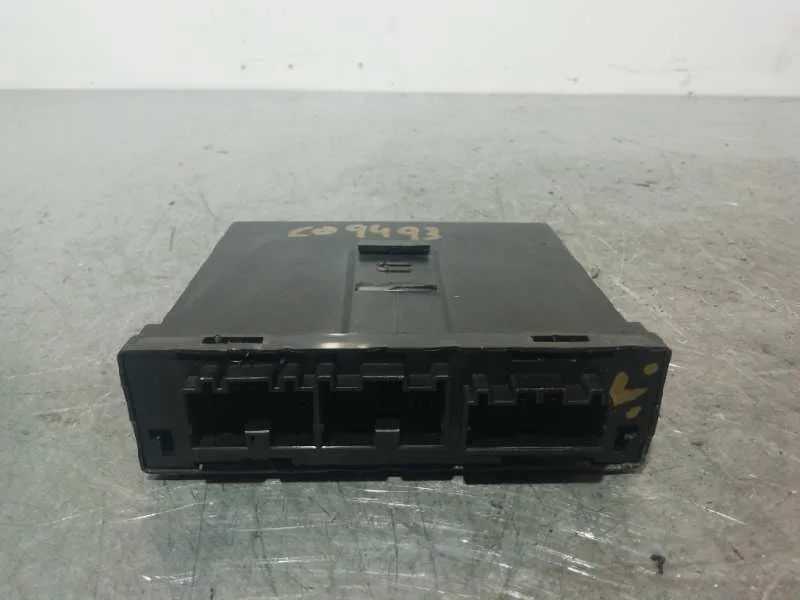 Modulo Electronico para Nissan Primera Berlina (P12)