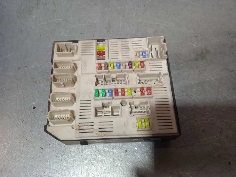 Centralita Bsi para Renault Megane Iii Berlina 5 P