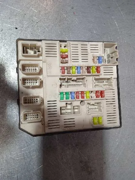 Centralita Bsi para Renault Megane Iii Berlina 5 P