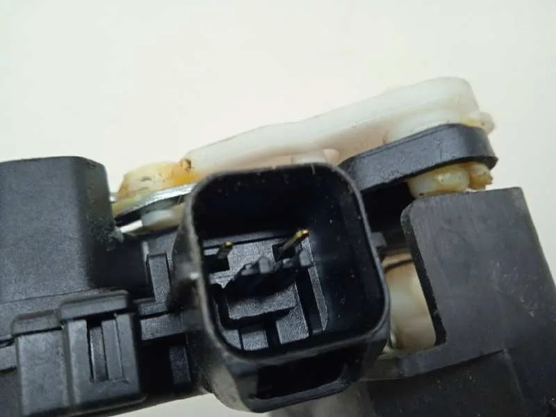 Cerradura Puerta Trasera Derecha para Mitsubishi Outlander (Cw0)