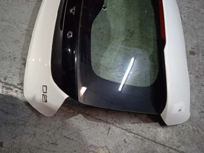 Porton Trasero para Volvo V40