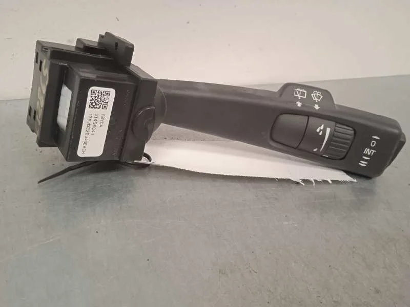 Mando Limpia para Volvo V40