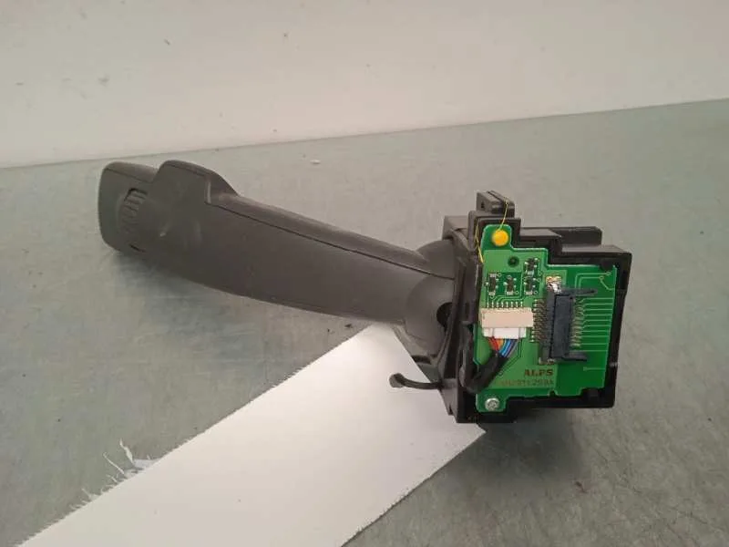 Mando Limpia para Volvo V40