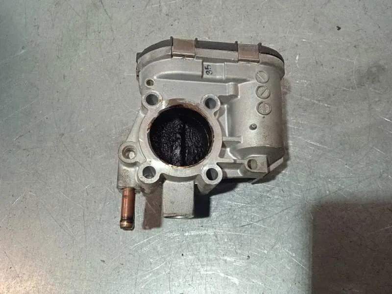Caja Mariposa para Opel Corsa C