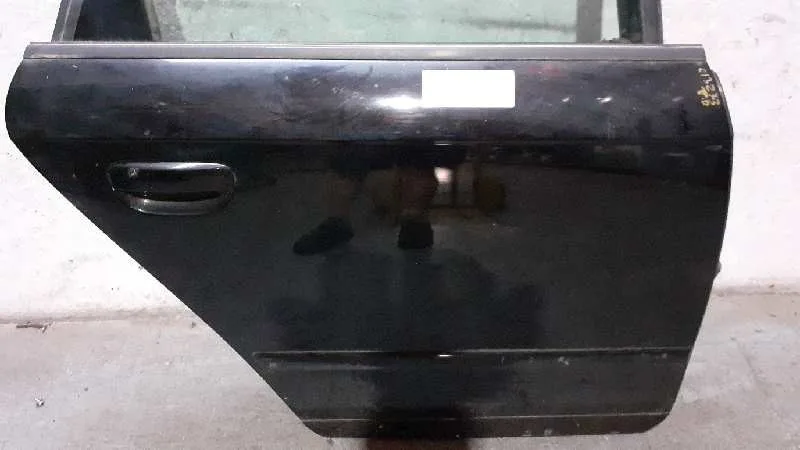 Puerta Trasera Derecha para Audi A4 Berlina (8E)