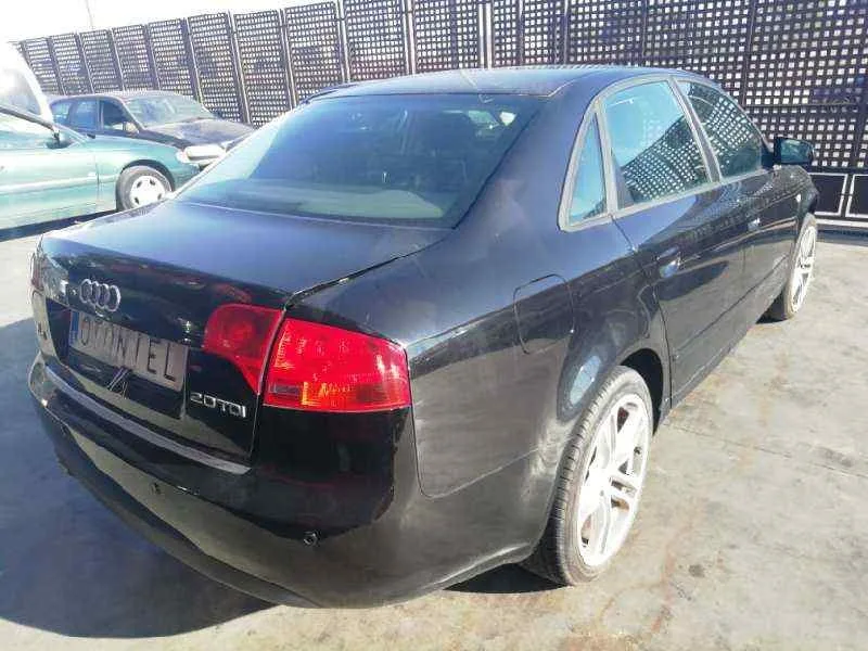 Tapa Maletero para Audi A4 Berlina (8E)