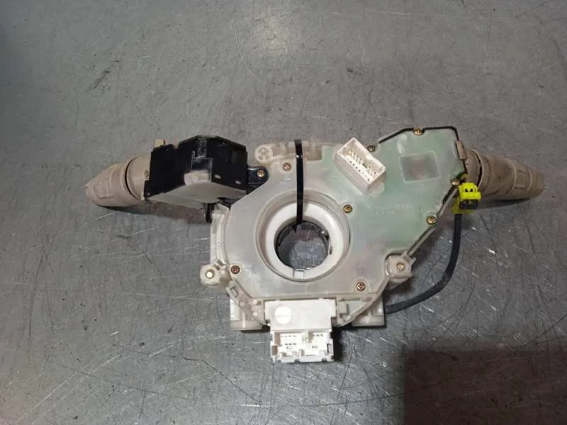 Mando Multifuncion para Nissan Micra (K12E)