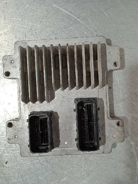 Centralita Motor Uce para Opel Corsa E